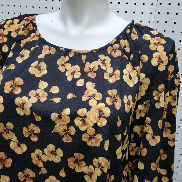 Ava & Viv Plus Size Long Sleeve Blouse X (14W) - Picture 2 of 7